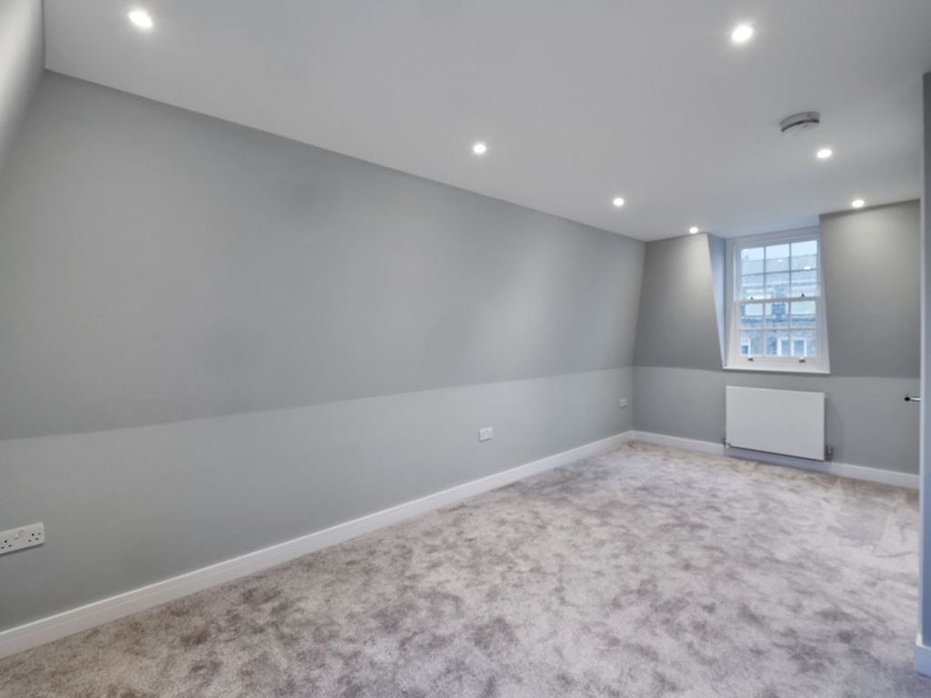 Property photo 3 of 6 Photo 5