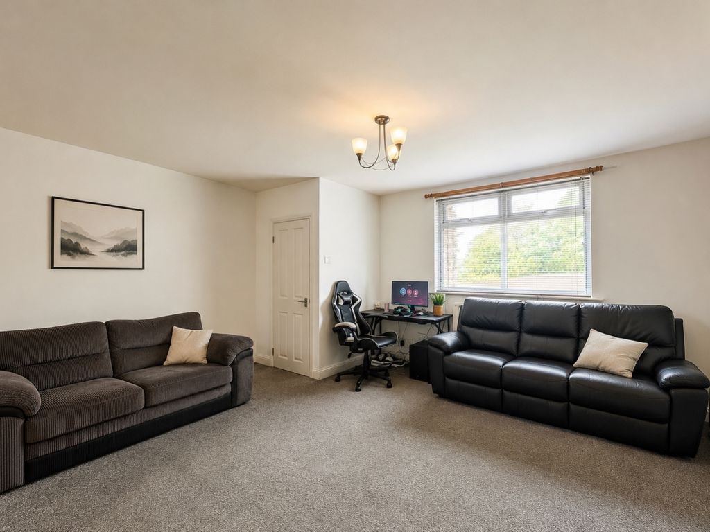 Property photo 2 of 5 Lounge Reslistic