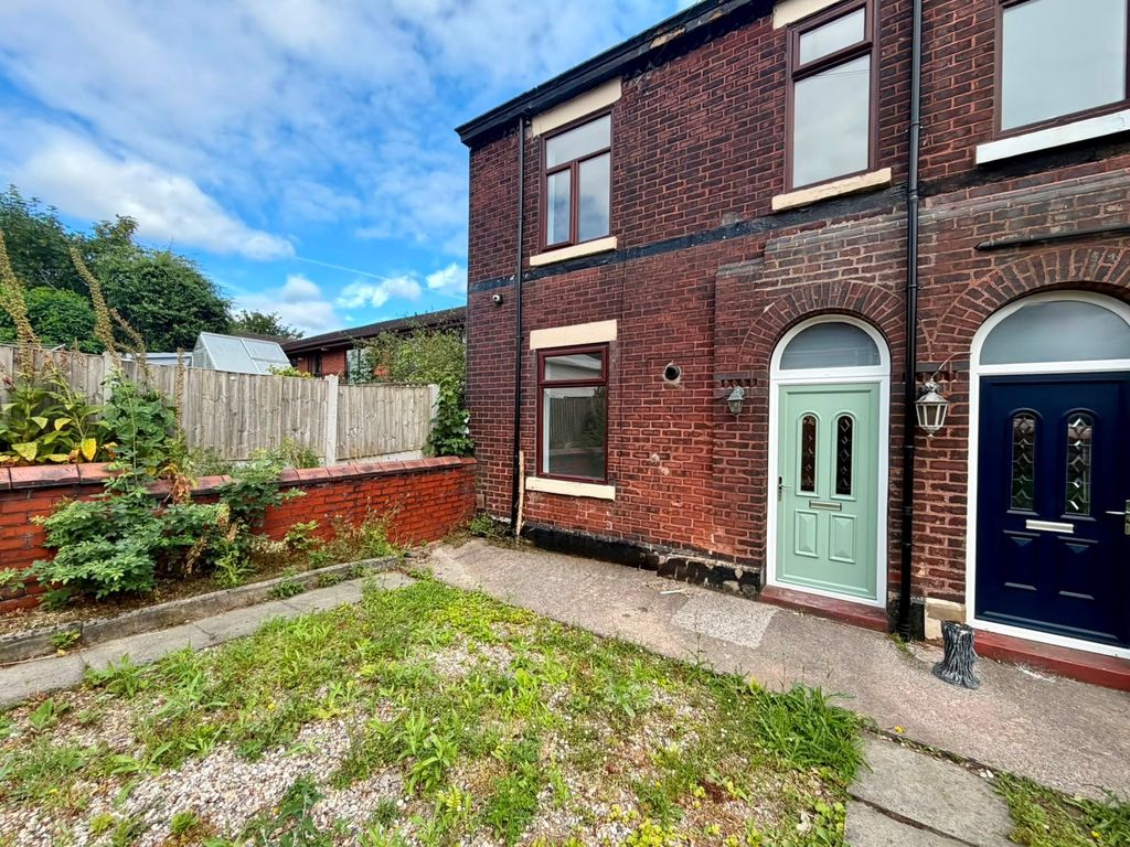 Property photo 1 of 9