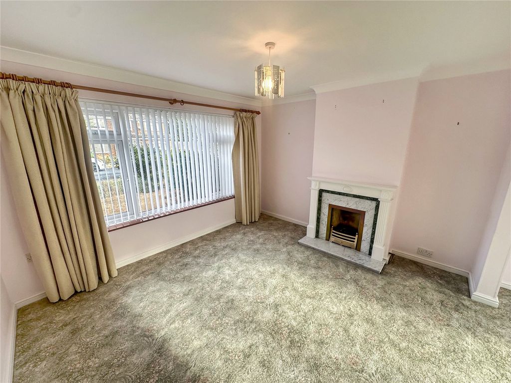 Property photo 2 of 14 Picture No. 02