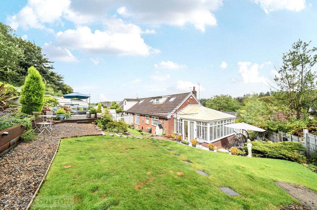 Property photo 2 of 21 Picture No. 64