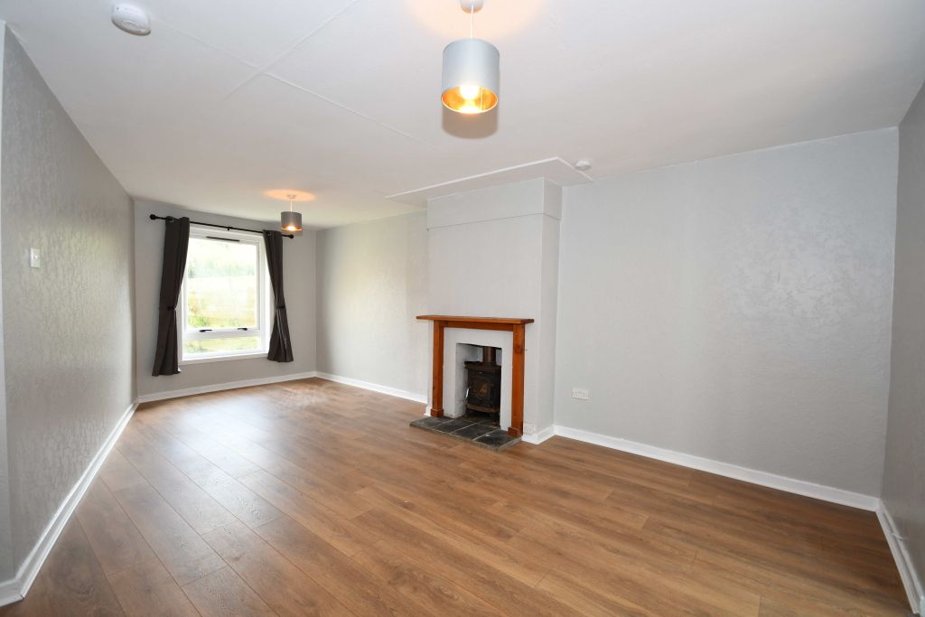 Property photo 1 of 12 Photo