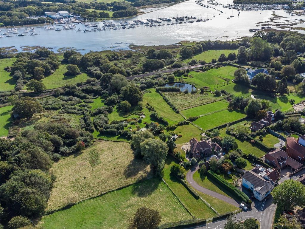 Property photo 2 of 18 Dji_0039 Cropped 1.Jpg
