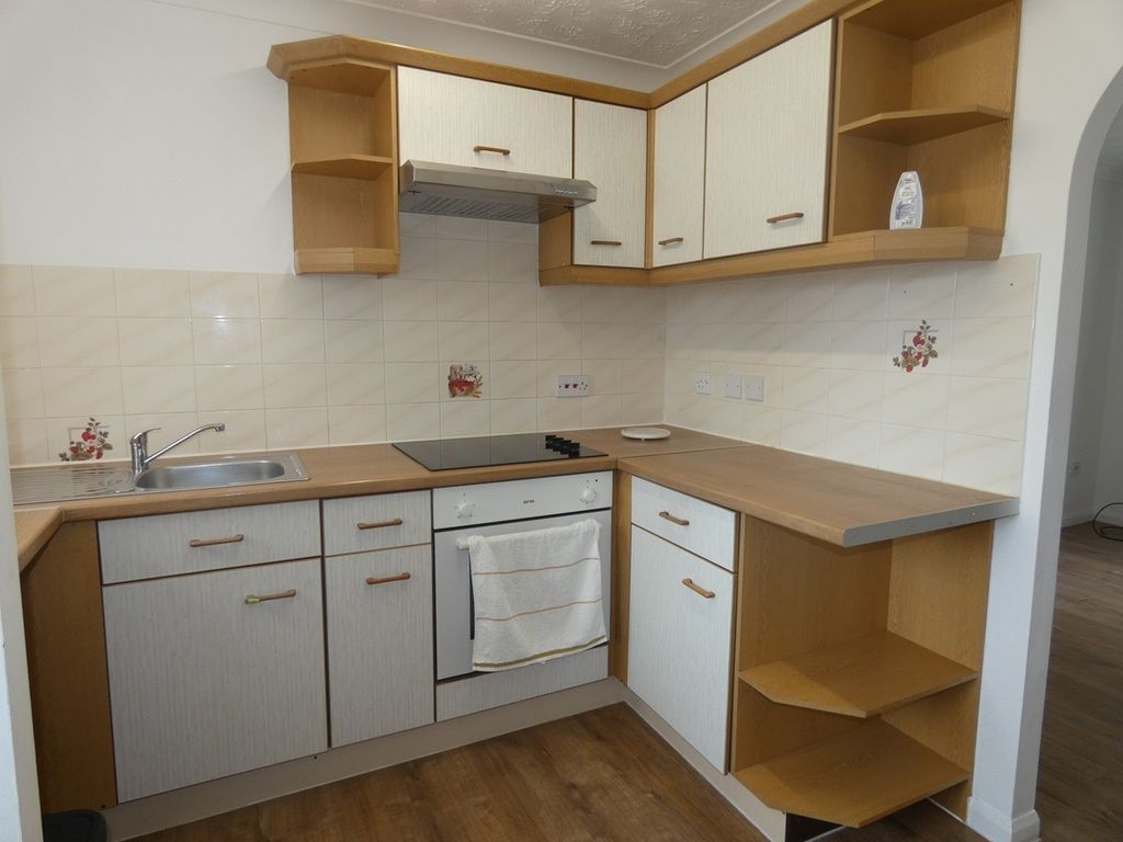 Property photo 2 of 8