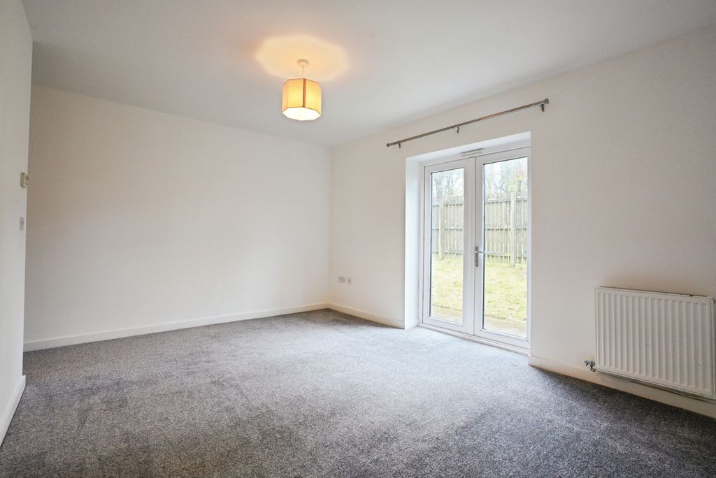 Property photo 3 of 17 Photo