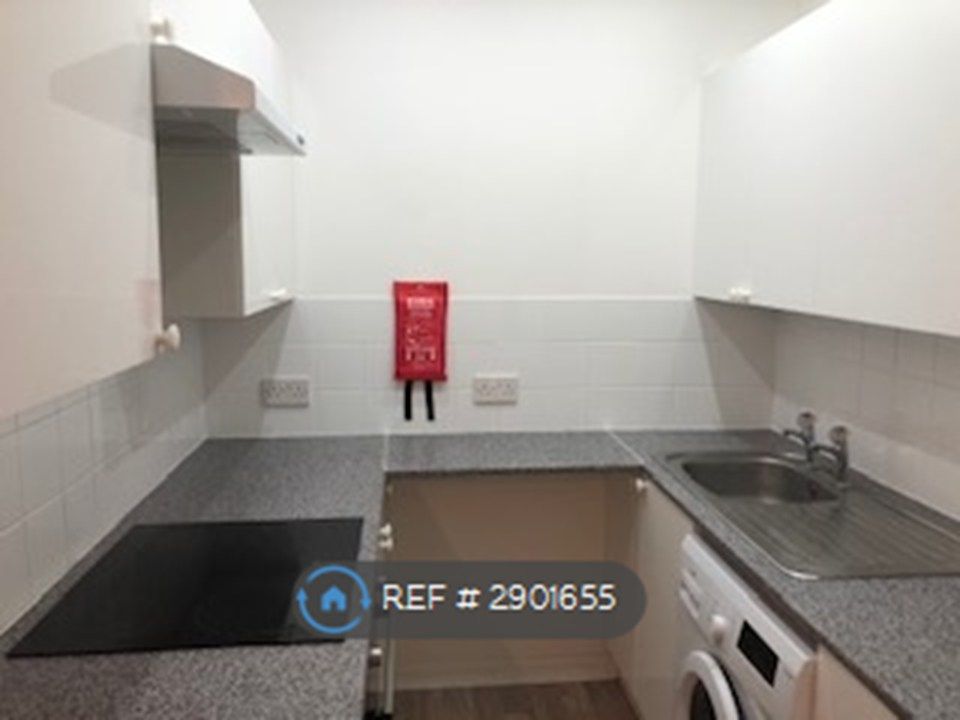 Property photo 2 of 10