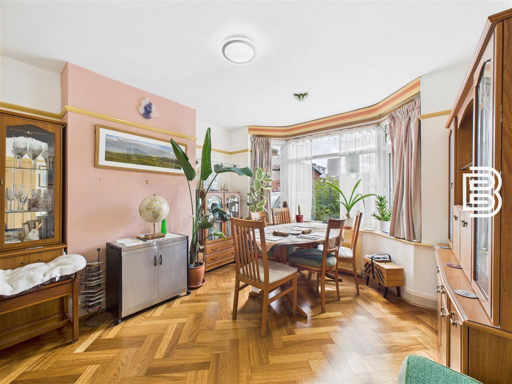 Property photo 3 of 14 Dining Room.Jpg