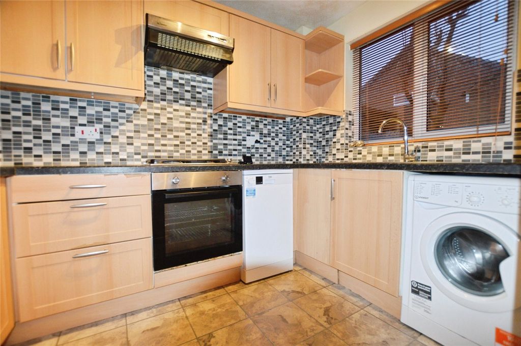 Property photo 3 of 9 Picture No. 06