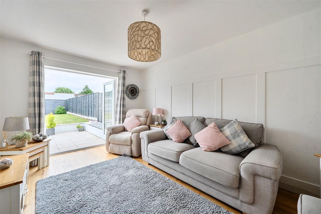 Property photo 2 of 15 2
