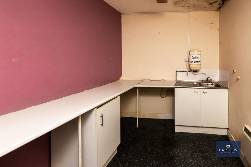 Additional image 23 of 2 bed terraced house for saleHainton Avenue, Grimsby DN32