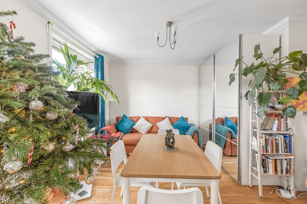 Property photo 3 of 10 Picture No. 09