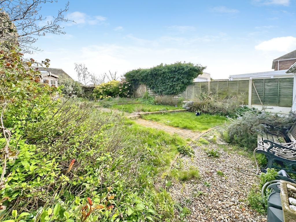 Property photo 2 of 16 Richard Avenue