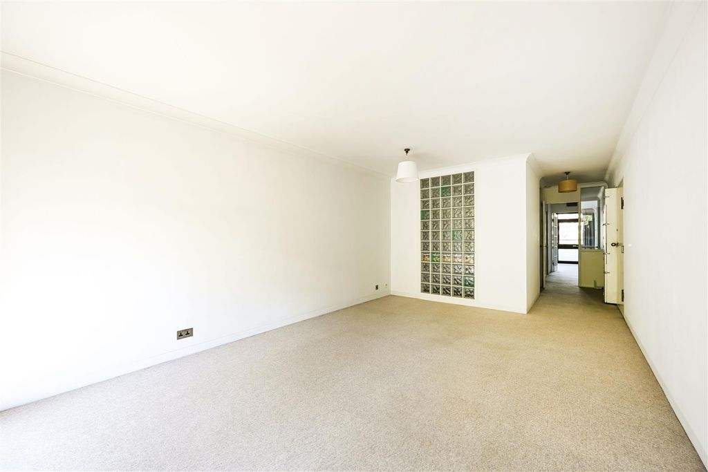 Property photo 3 of 12 Dsc_8353.Jpg