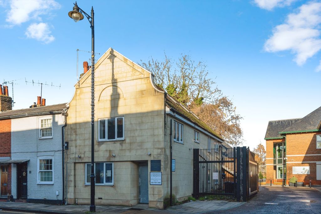 Property photo 1 of 23 Pbox-Img.Jpg