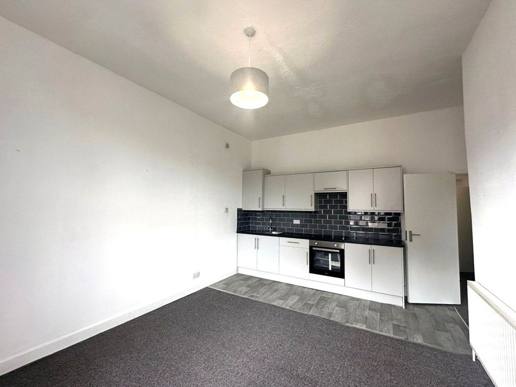 Property photo 3 of 7 Picture No. 09