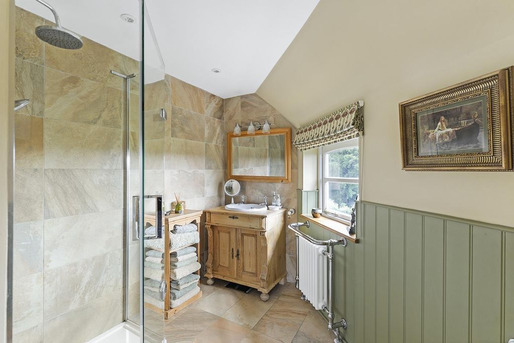 Unique Family Residence, Semi-Rural Ulcombe ME17, 6 bed detached house ...