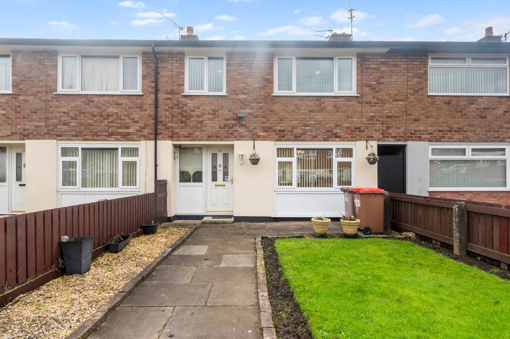 Property photo 1 of 20