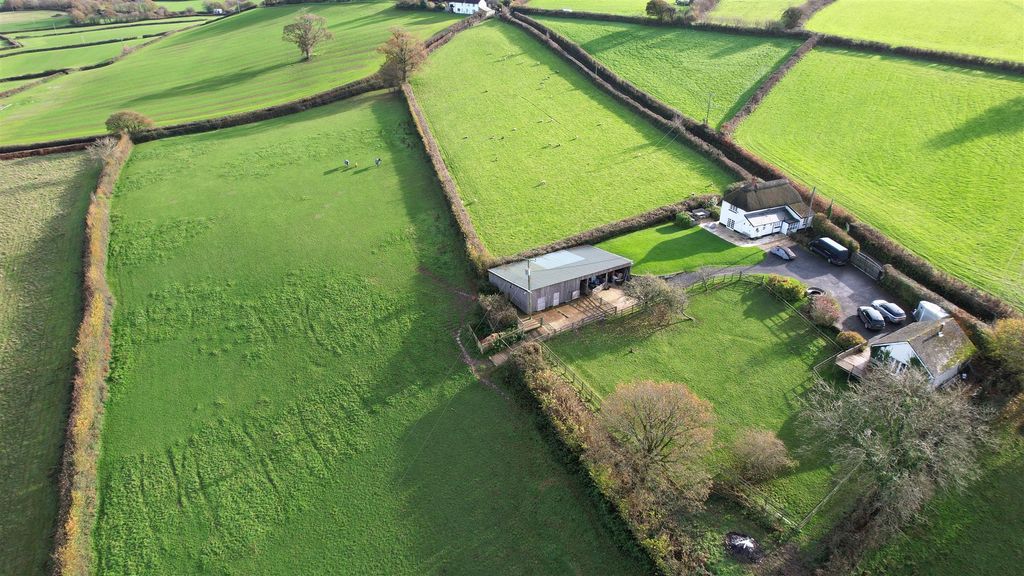 Property photo 3 of 22 3.Jpg