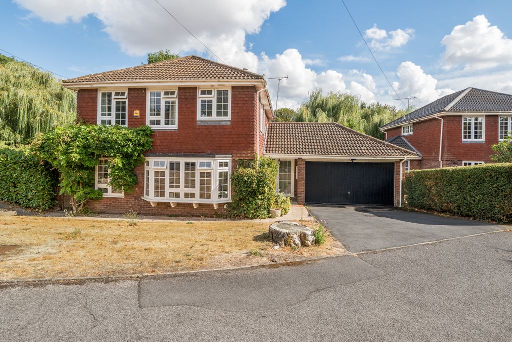 Property photo 1 of 13