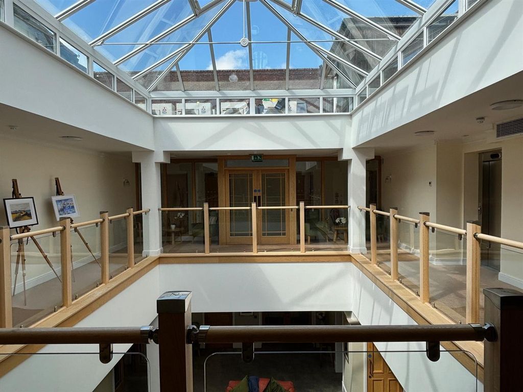 Additional image 16 of 2 bed flat for saleKing George's Drive, Liphook GU30