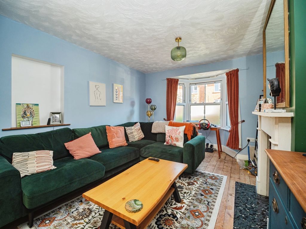 Property photo 3 of 19 Pbox-Img.Jpg