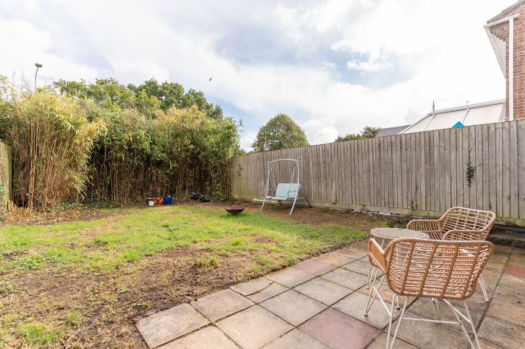 Property photo 2 of 14