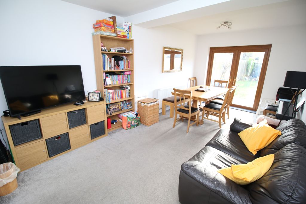 Property photo 3 of 18 Img_7289