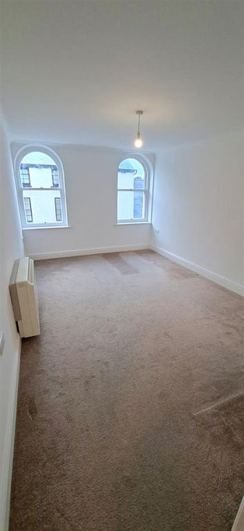 Property photo 2 of 5 60Ec1A5c-4Fa6-44d4-99B9-09344c5Dceac.Jpg