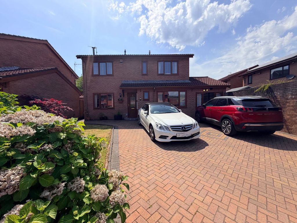 Property photo 1 of 38