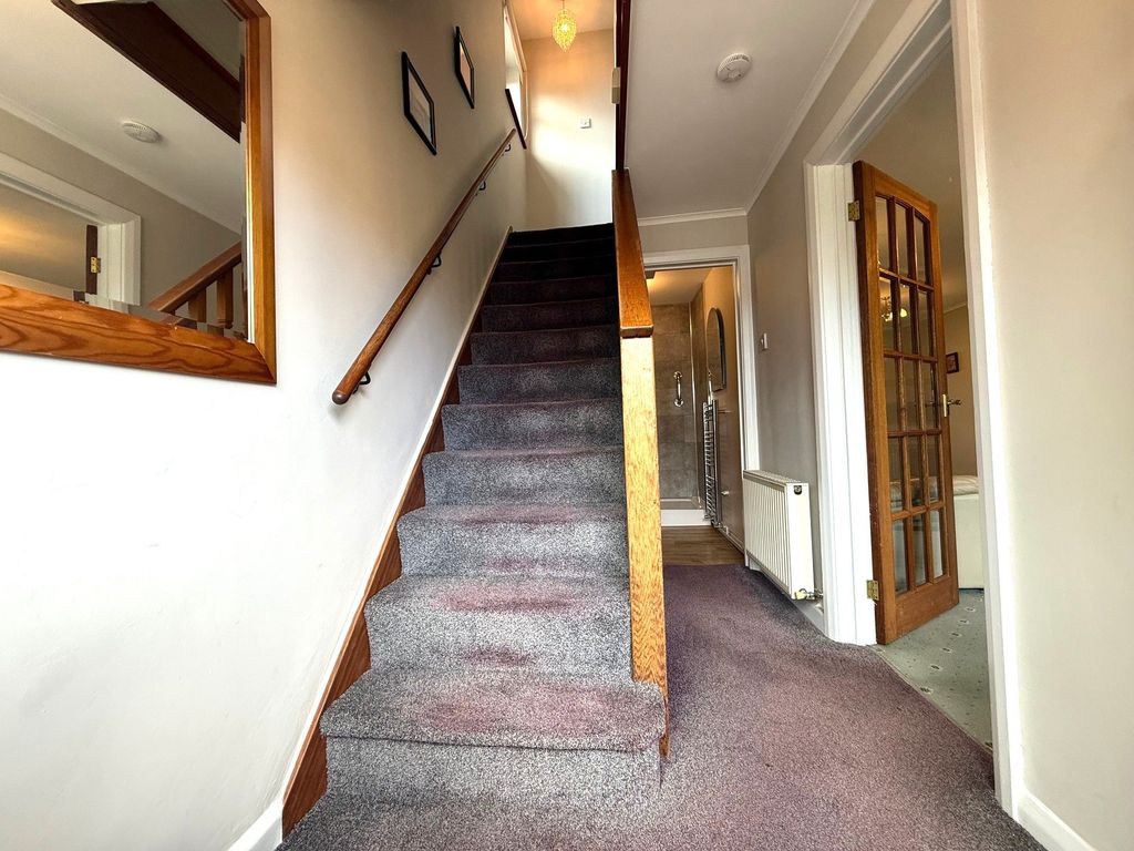 Property photo 2 of 21 Photograph 2