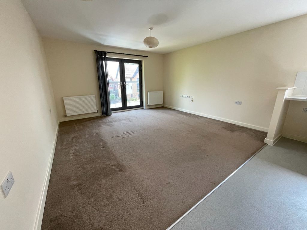 Property photo 3 of 11 4143945