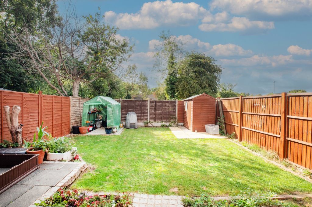 Property photo 3 of 12 Picture No. 16