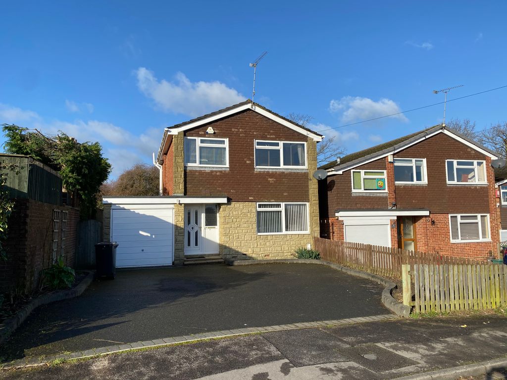 Property photo 1 of 17