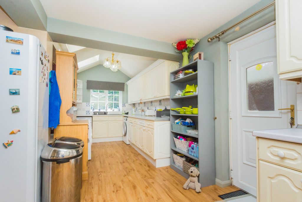 Property photo 2 of 14 Extended Kitchen