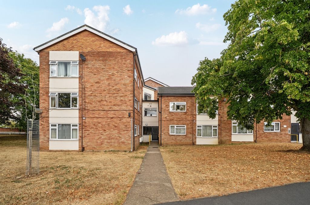 Property photo 1 of 12 1510704-2-1A02417399970