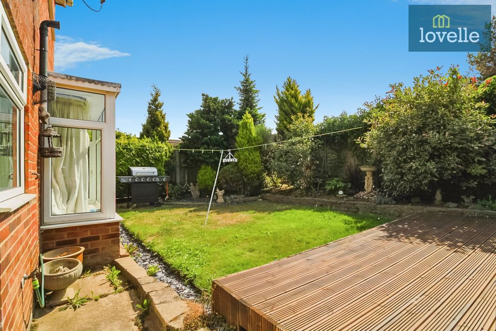 Property photo 3 of 26