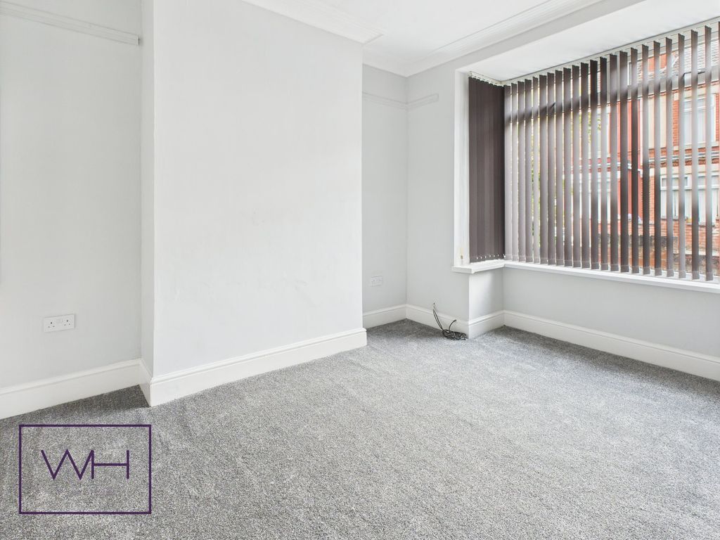 Property photo 3 of 16 Cam03785G0-Pr0268-Still003