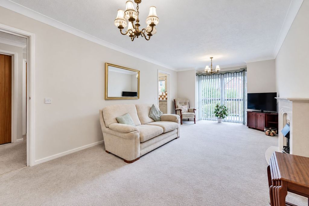 Property photo 2 of 18