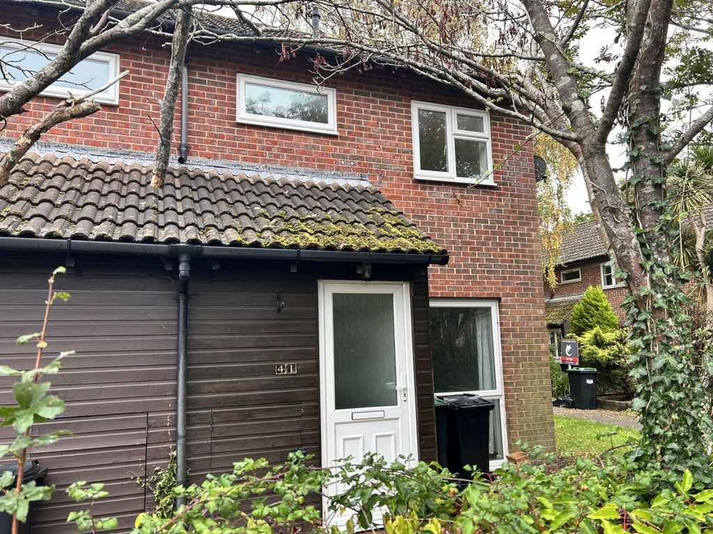 Property photo 1 of 8 Img_9102