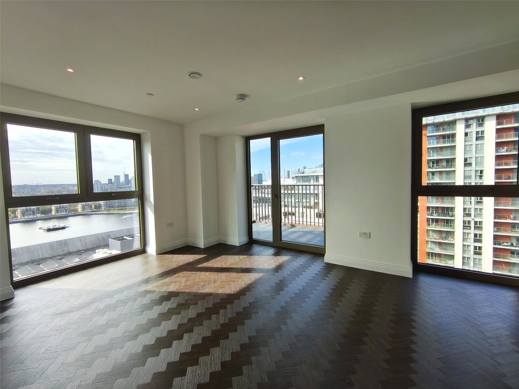 Property photo 2 of 12 Picture No. 03
