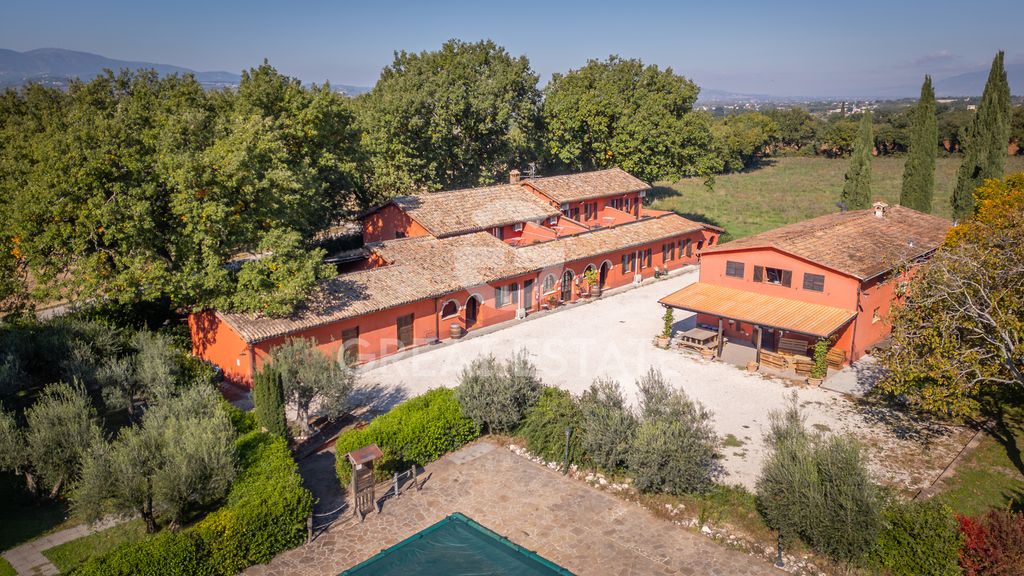 Property photo 1 of 53 Exteriors