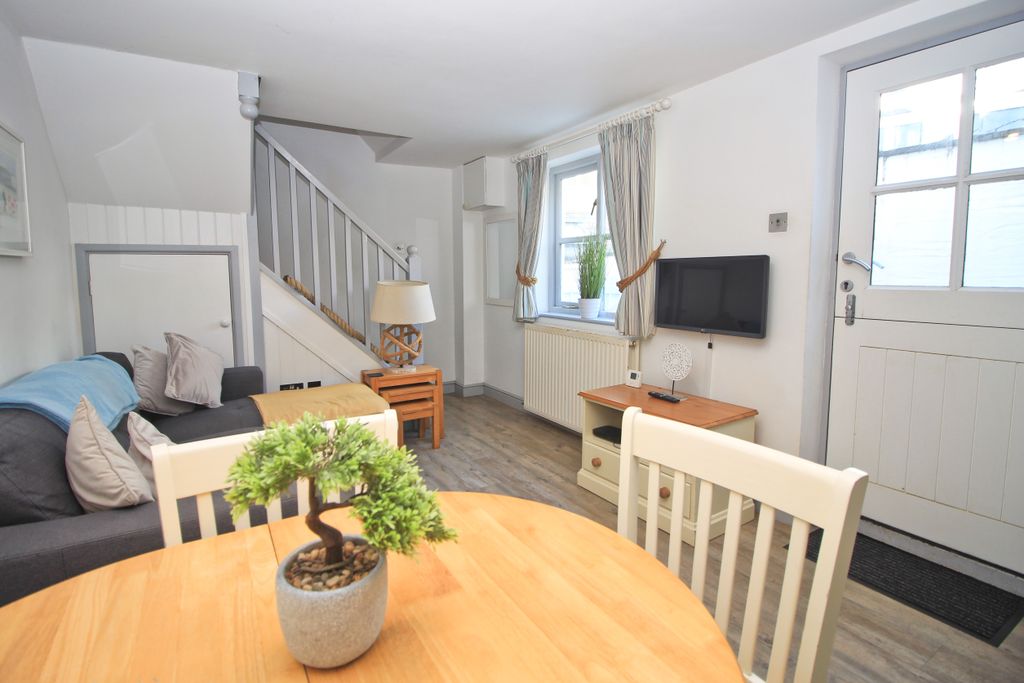Property photo 3 of 13 Open Plan