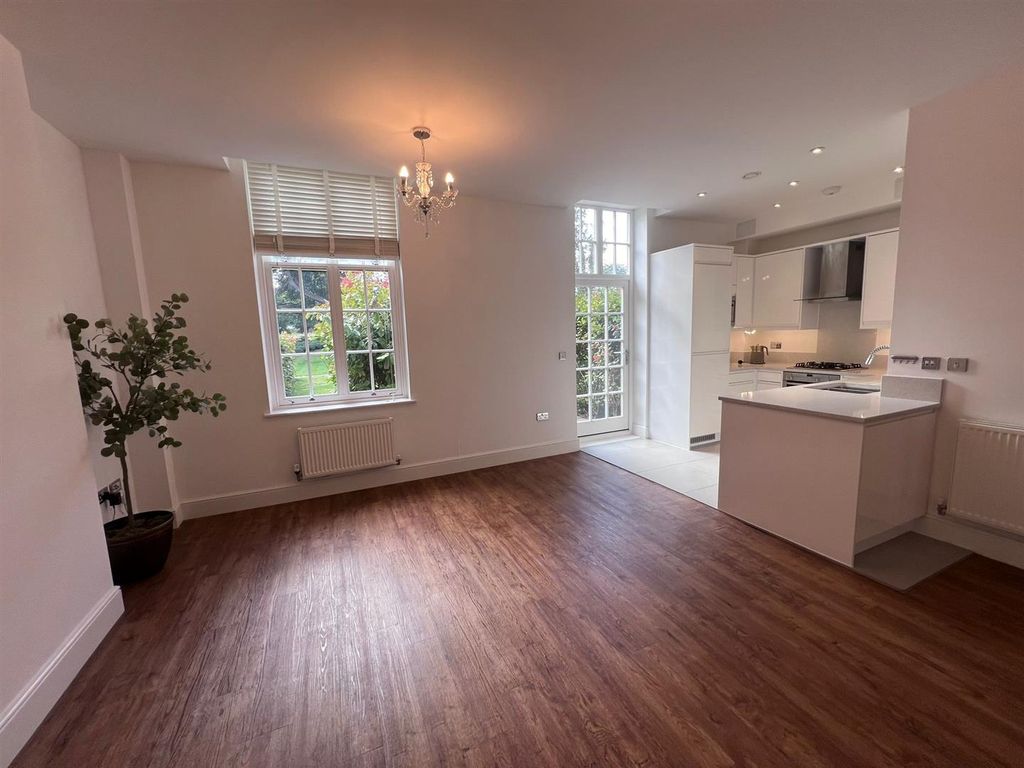 Property photo 3 of 21 1489B750-Fc2F-4Ac3-8ce6-17Cb313Ed503.Jpeg