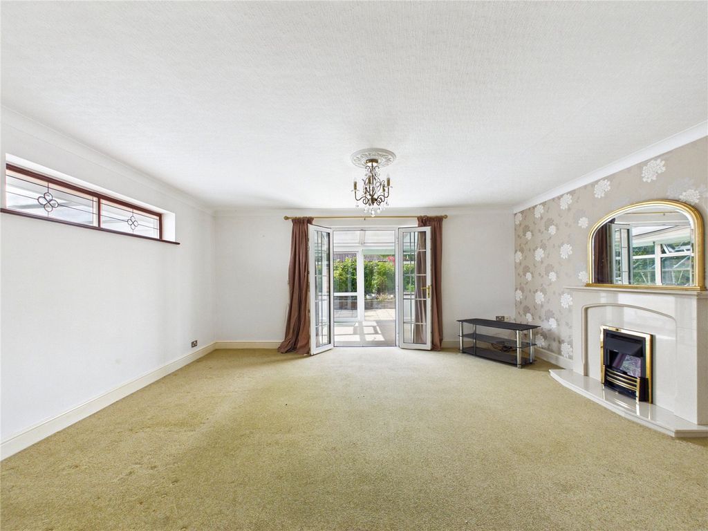 Property photo 2 of 14 Picture No. 13