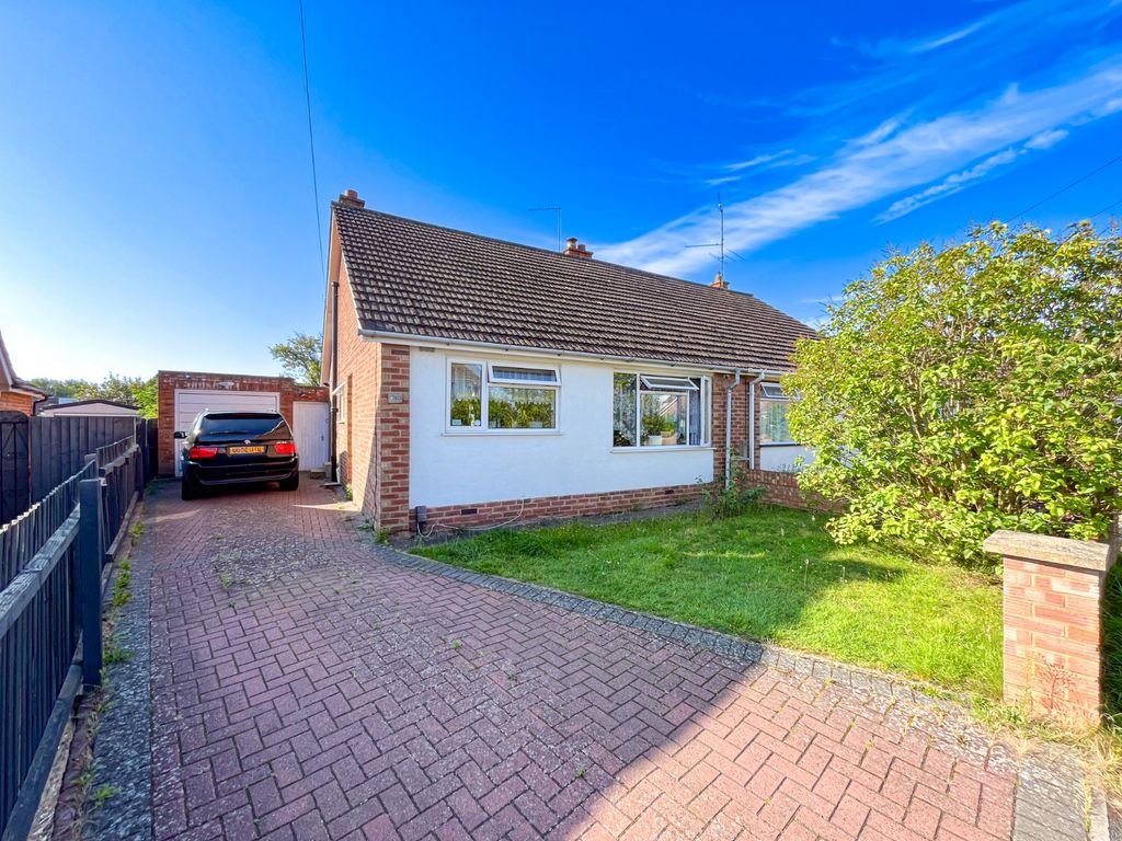 Property photo 1 of 19 External