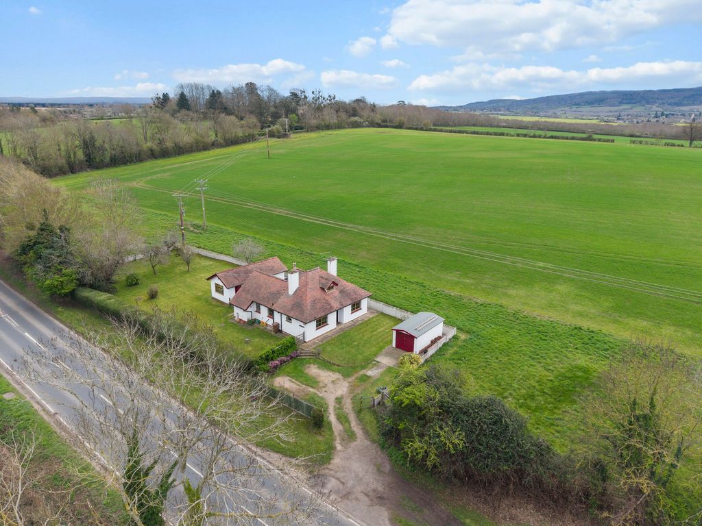 Property photo 1 of 30