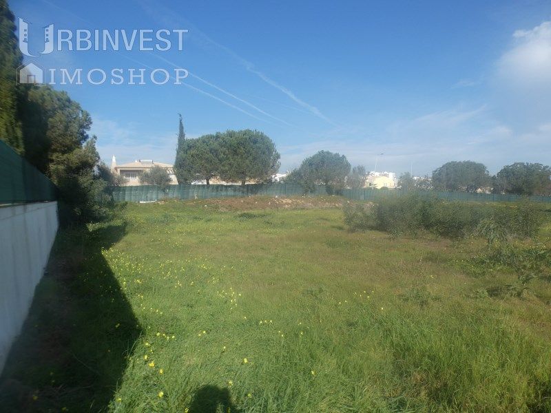 Property photo 2 of 32