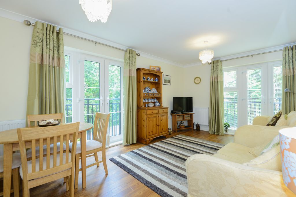 Property photo 3 of 7