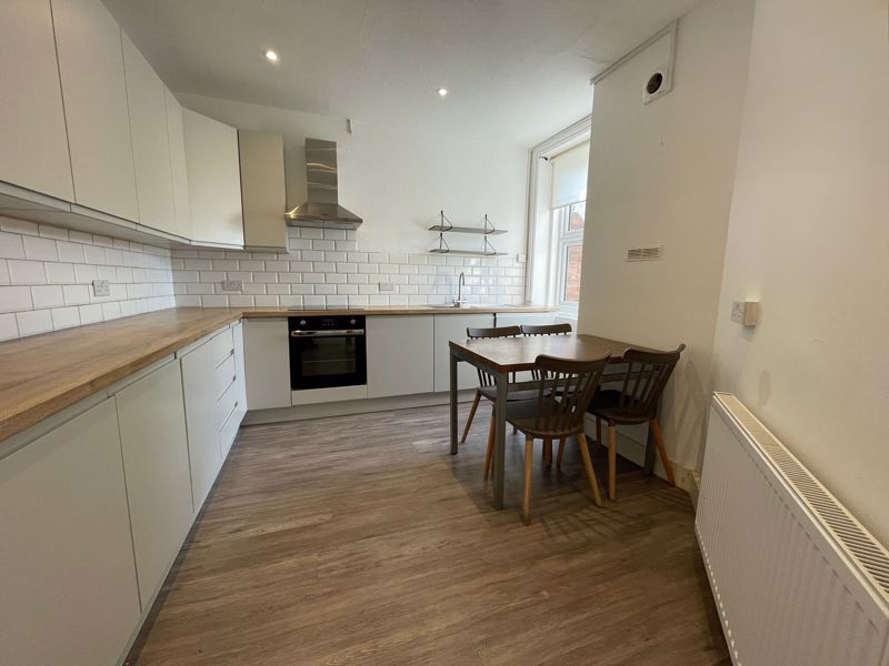 Property photo 2 of 10 Photo 17