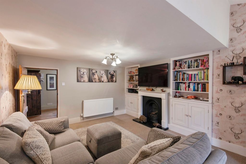 Property photo 3 of 19